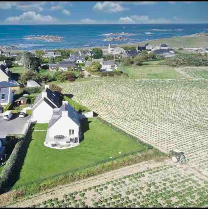 Ty Loc Poulfoen Villa ปลูเอสกาต์ ภายนอก รูปภาพ